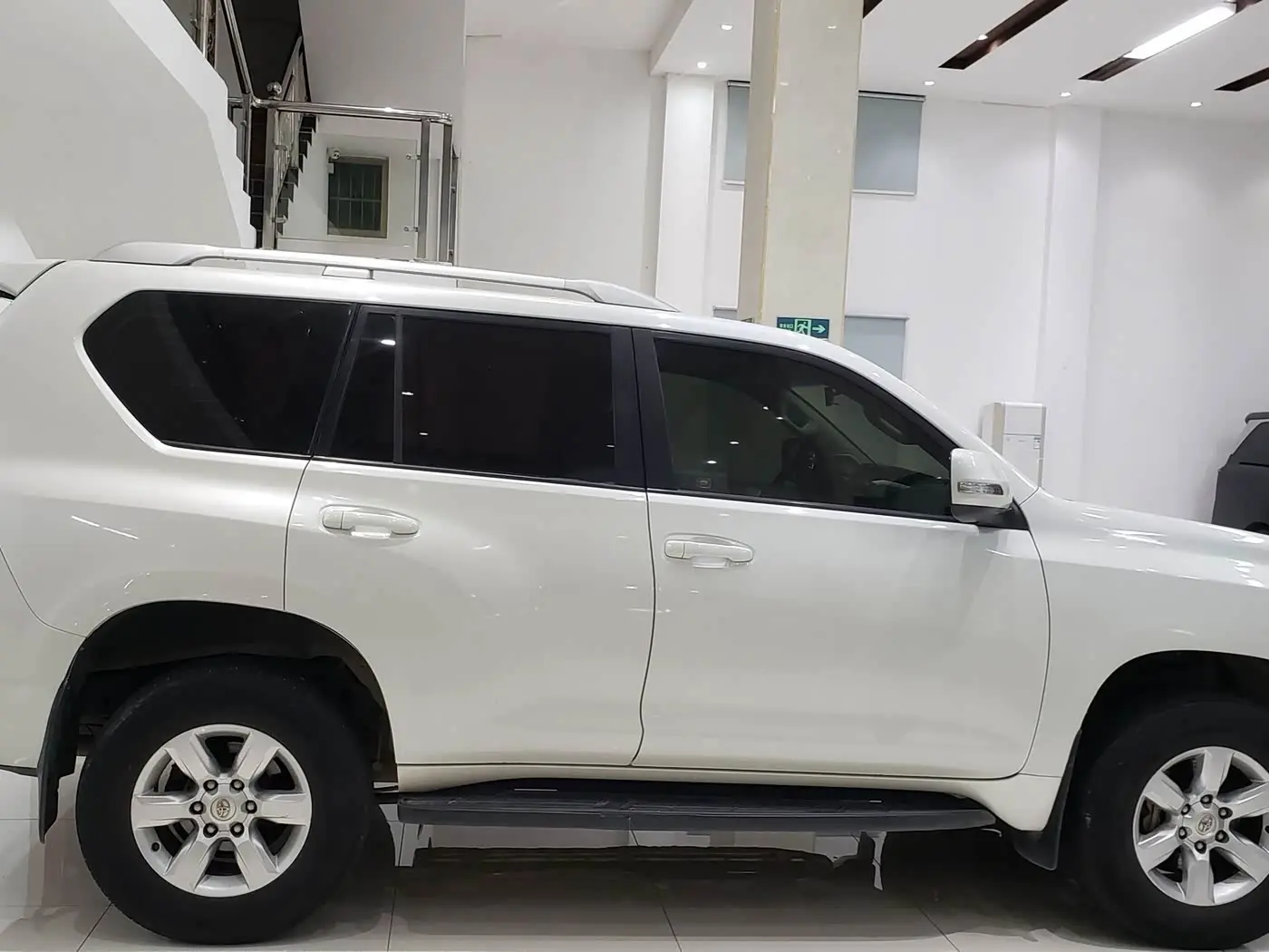 Toyota Prado 2017 — Photo 13/17