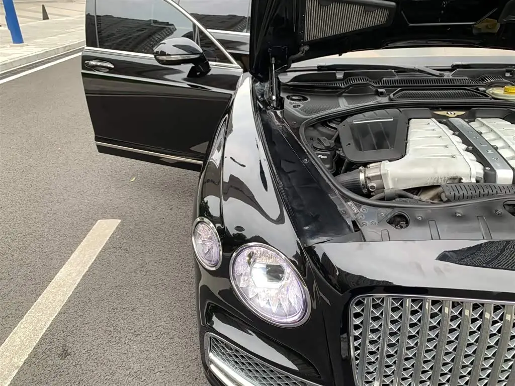 Bentley Flying Spur 2012 — Фото 19/20