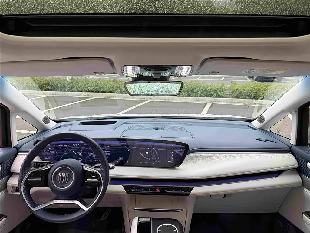 Buick GL8 New Energy 2024 — Photo 10/19