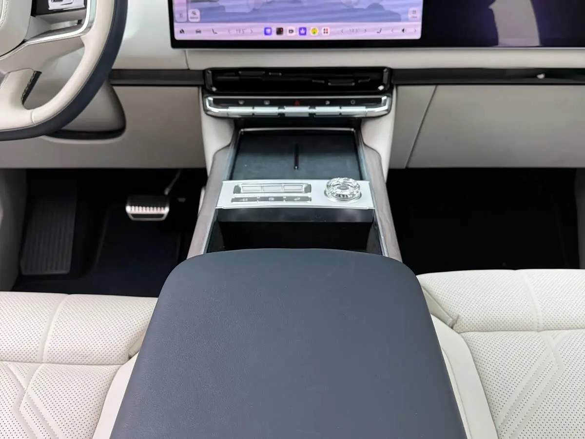 ZEEKR 9X 2026 — Photo 9/17