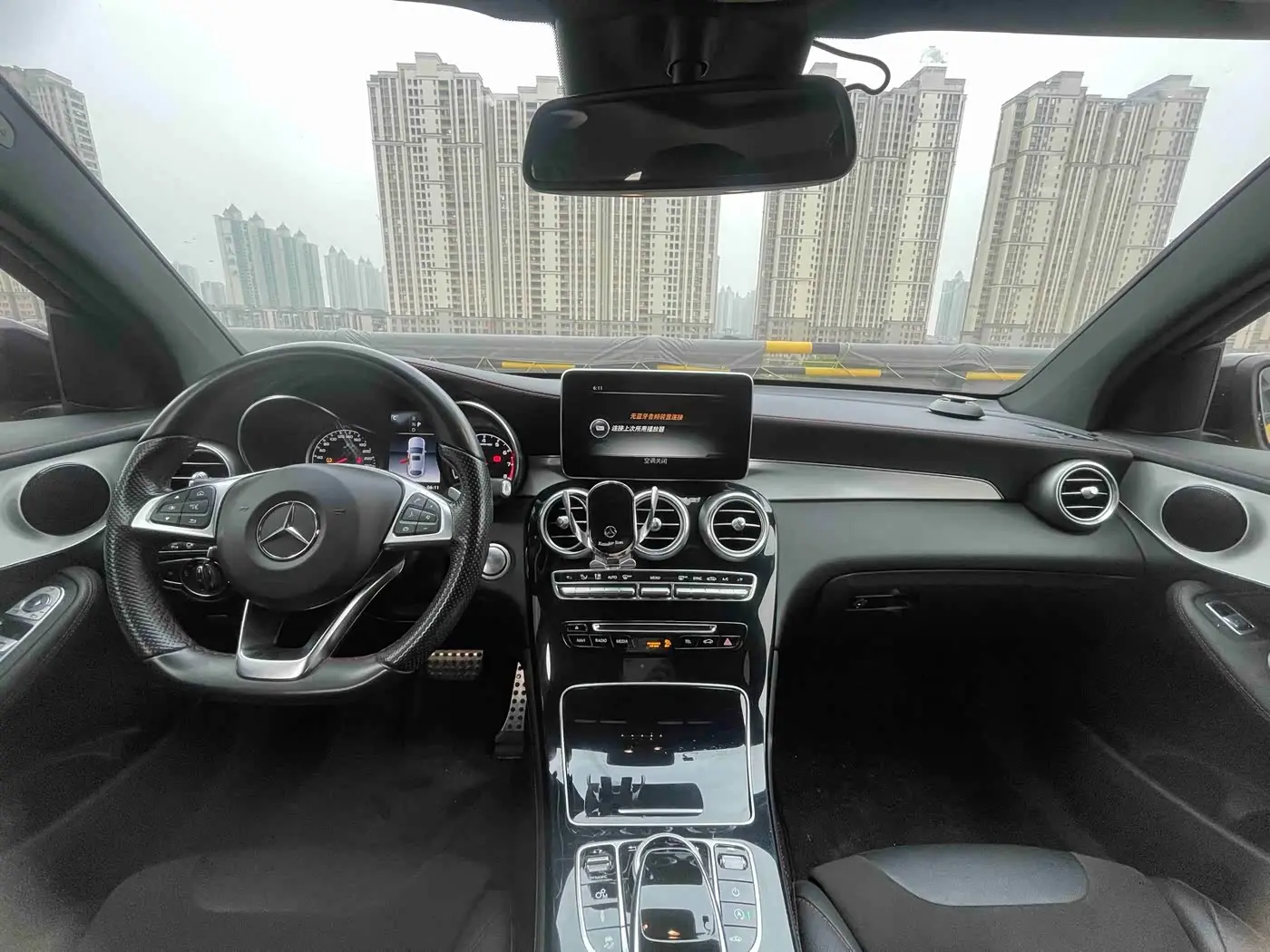 Mercedes-Benz GLC Coupe AMG 2018 — Photo 16/17