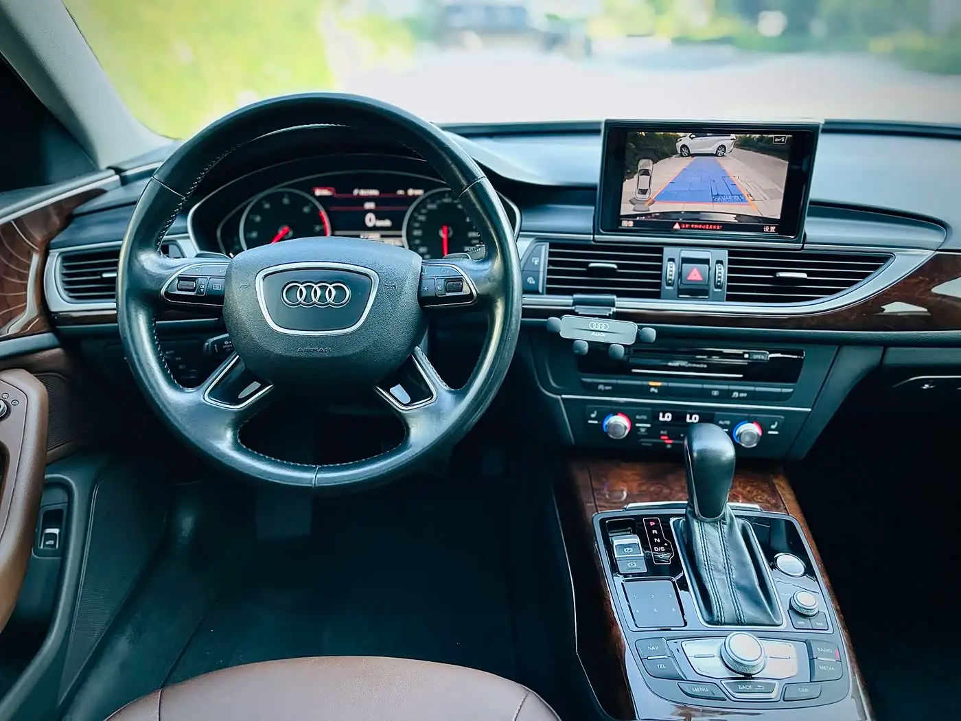 Audi A6L 2016 — Photo 9/19