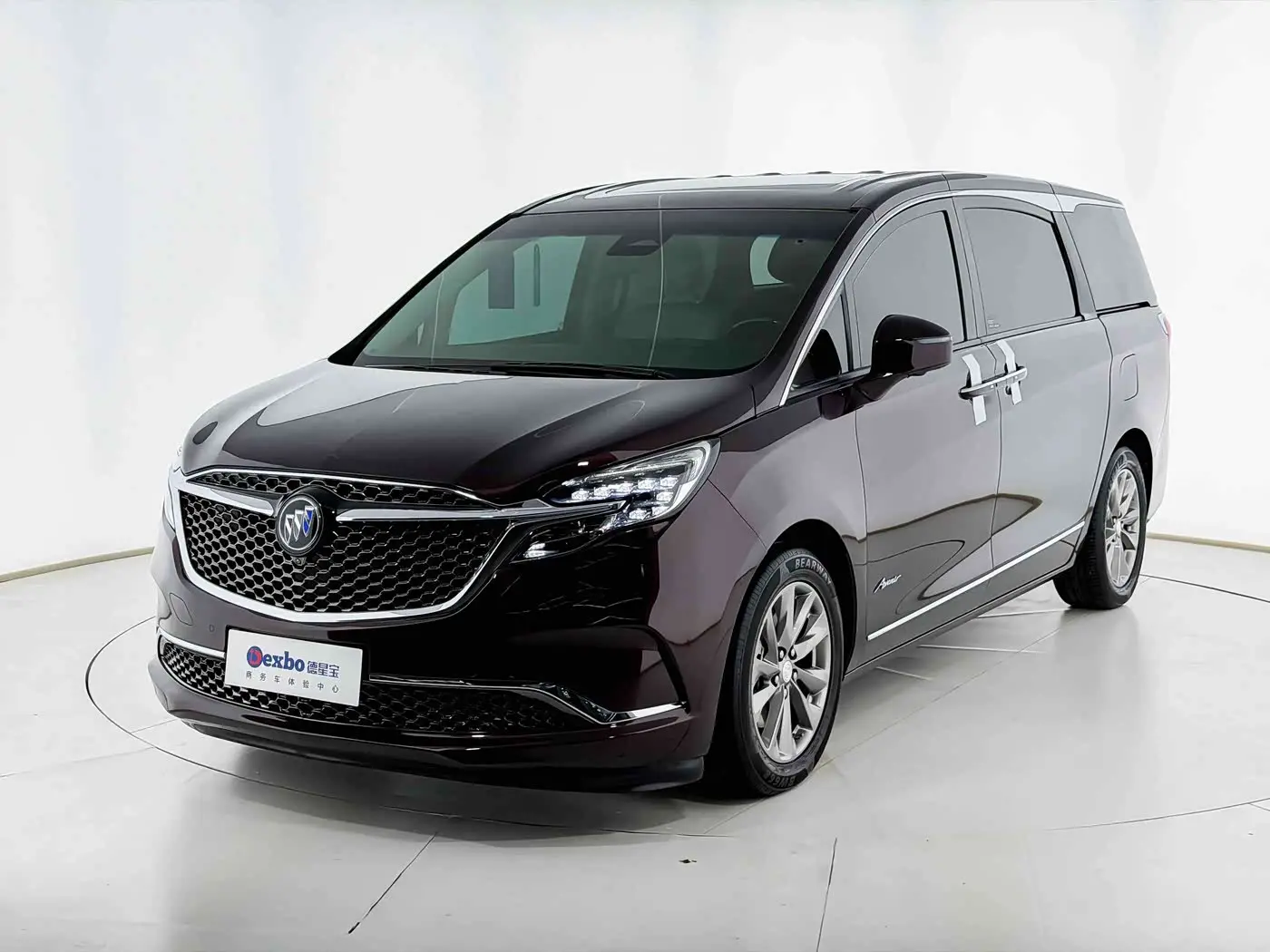 Buick GL8 2020 — Photo 1/3