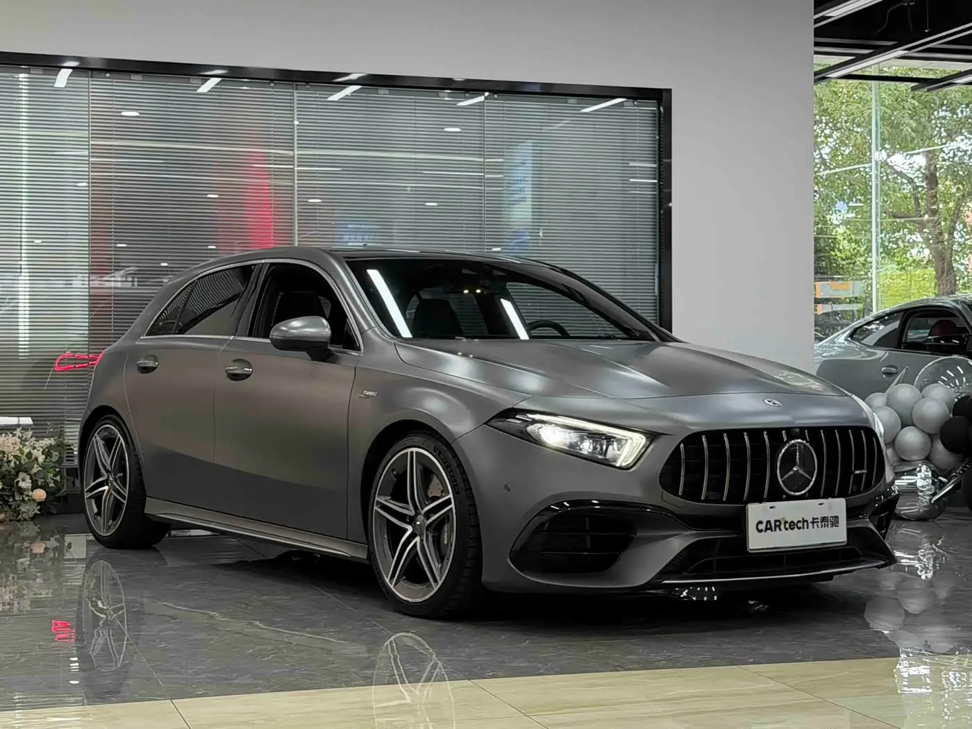 Mercedes-Benz A-Class AMG 2023 — ფოტო 2/16