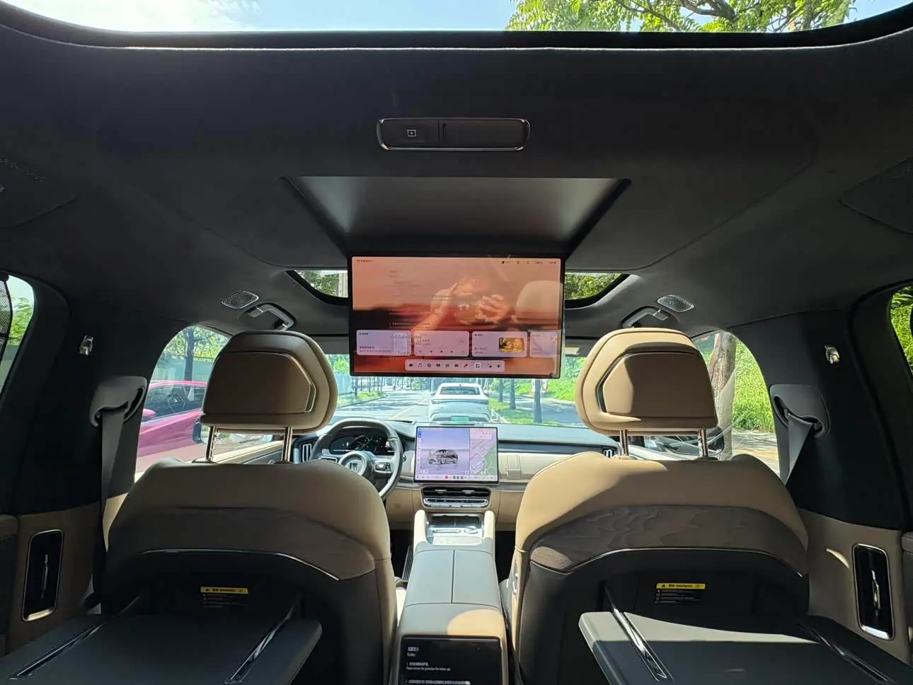 ZEEKR 8X 2026 — Photo 16/20