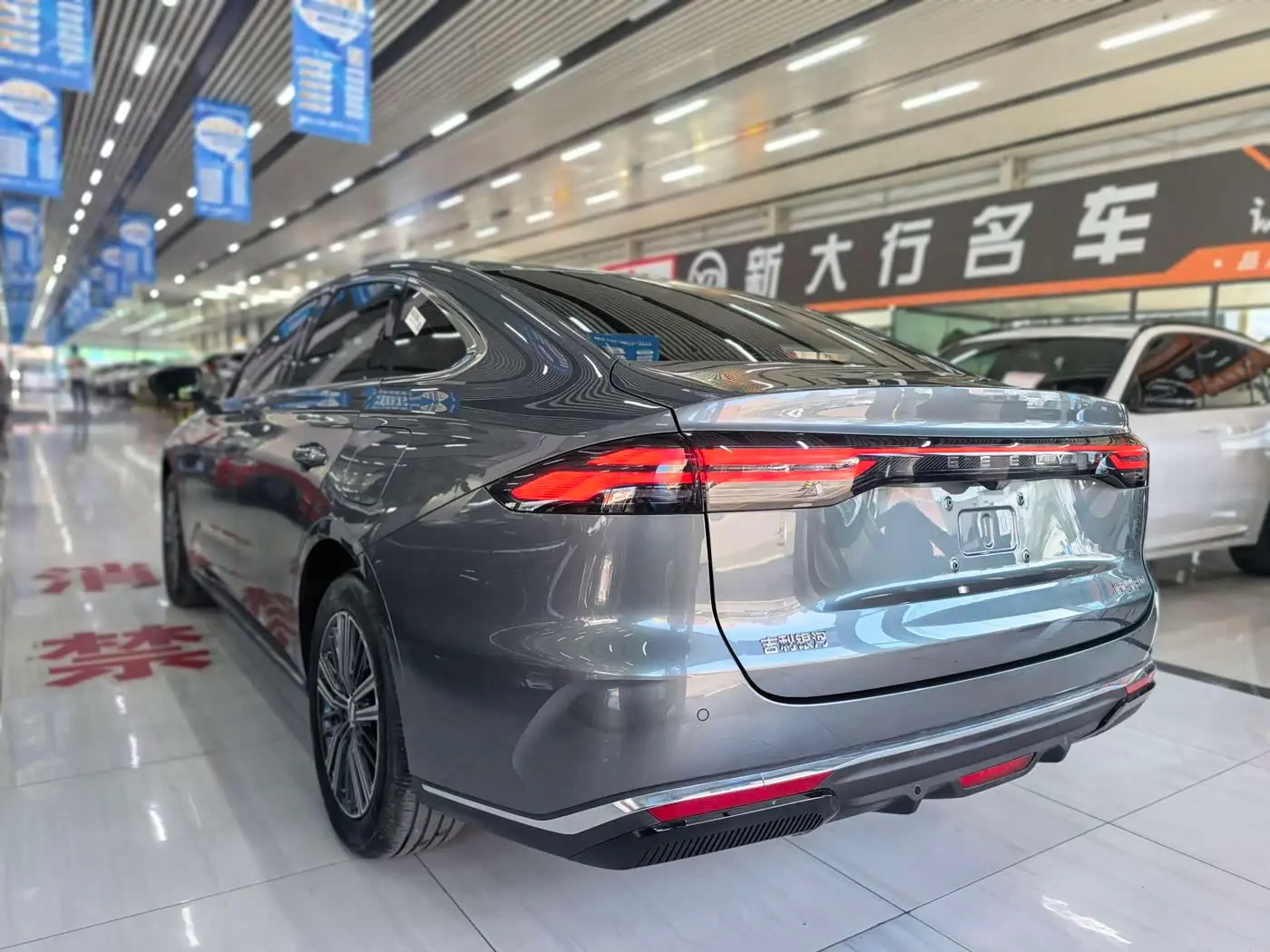 Geely Galaxy Galaxy Stellar 6 2025 — Photo 9/19