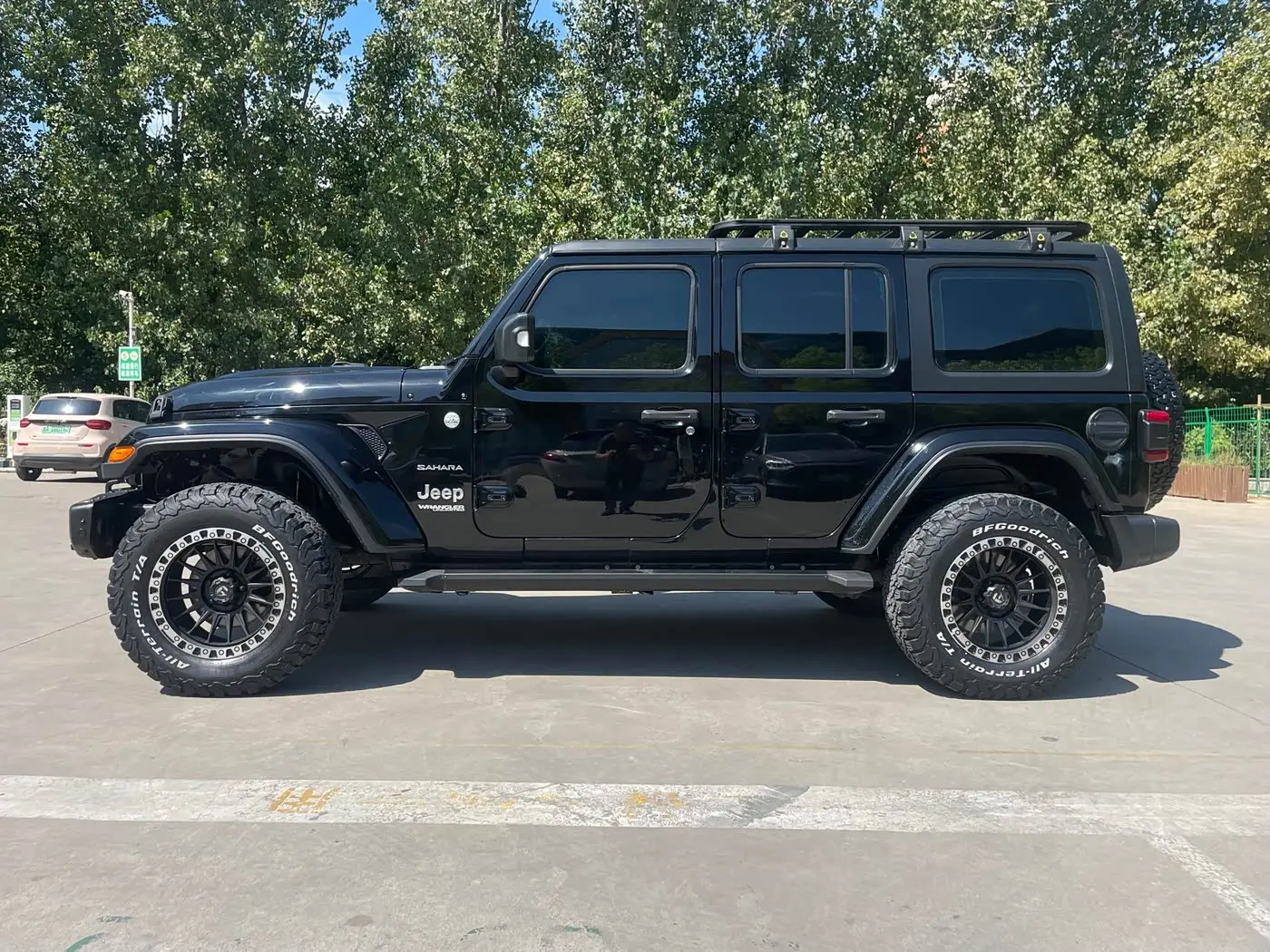 Jeep Wrangler 2020 — Фото 8/10