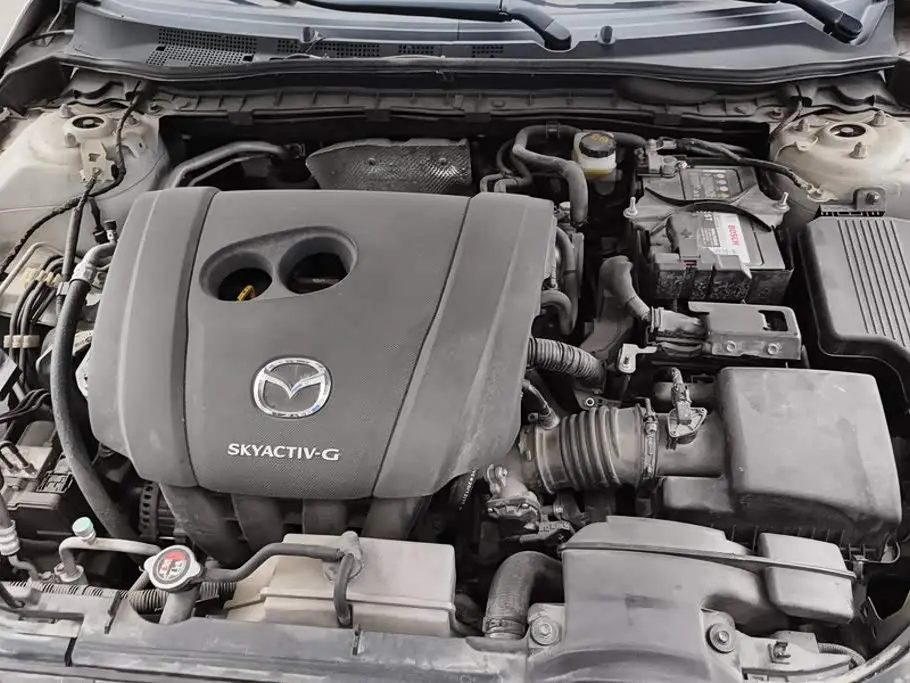 Mazda Atenza 2021 — Photo 10/16