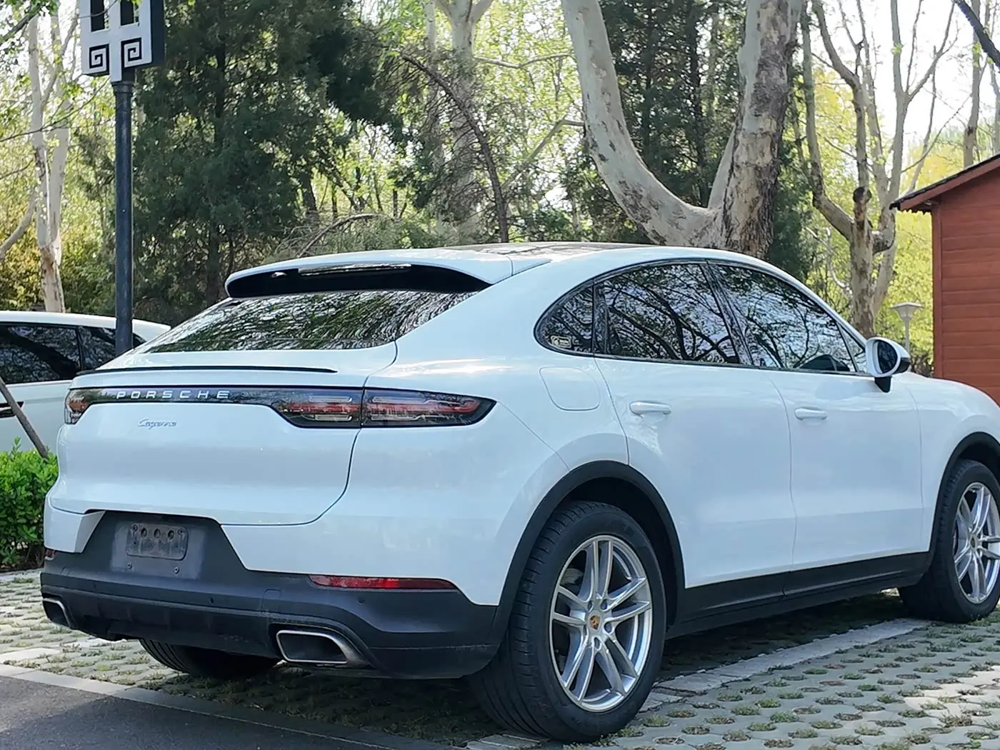 Porsche Cayenne 2021 — Şəkil 16/18