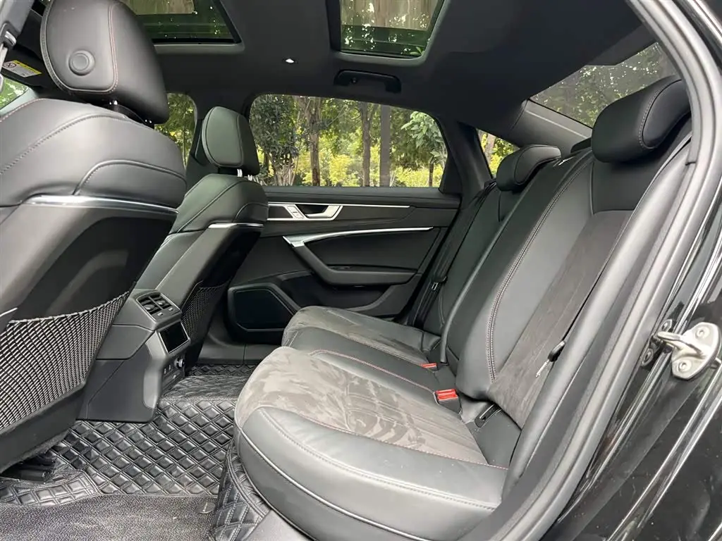 Audi A6L 2024 — Photo 6/11