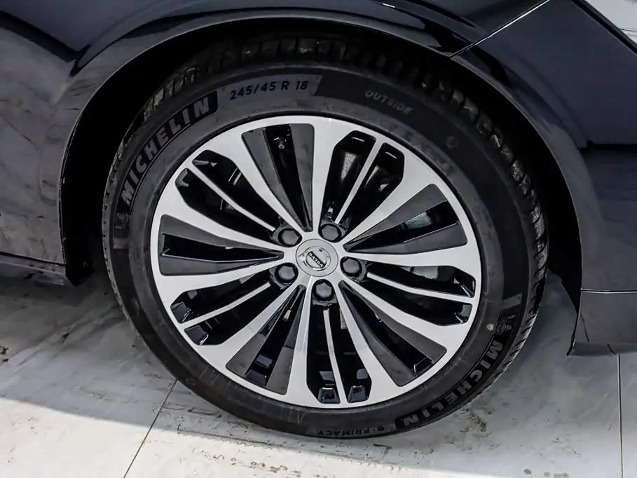 Volvo S90 2025 — Photo 15/20