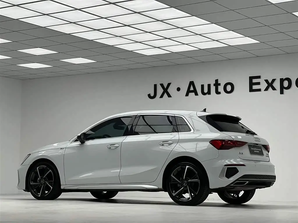 Audi A3 2022 — Şəkil 8/20