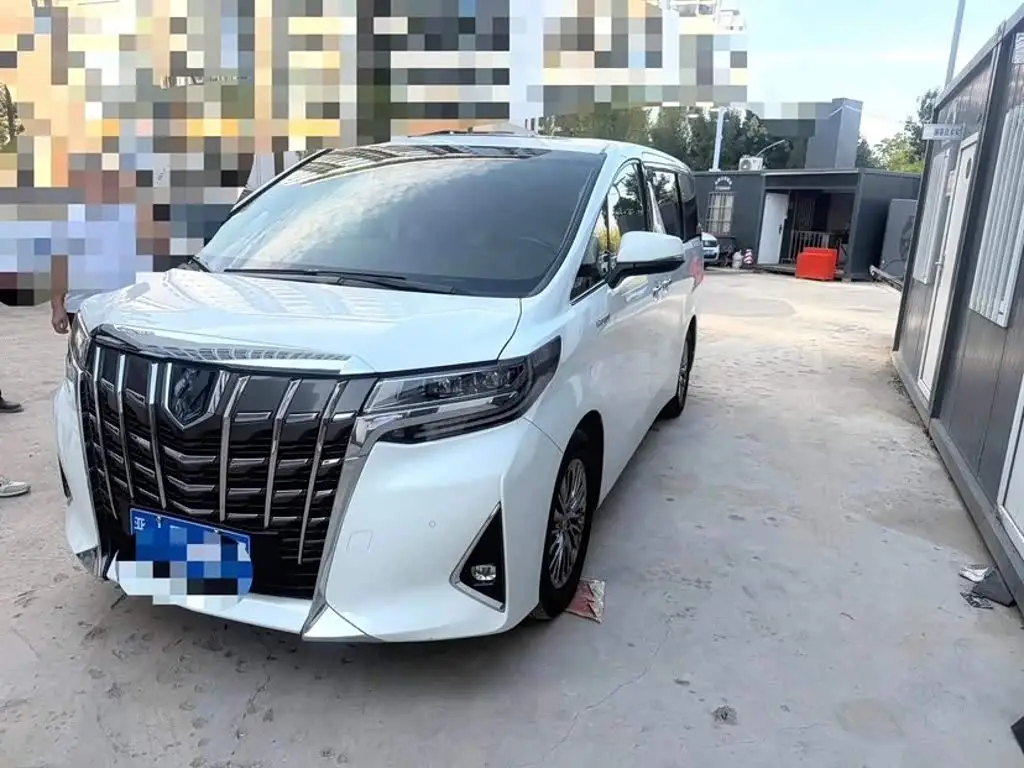 Toyota Alphard, 2022