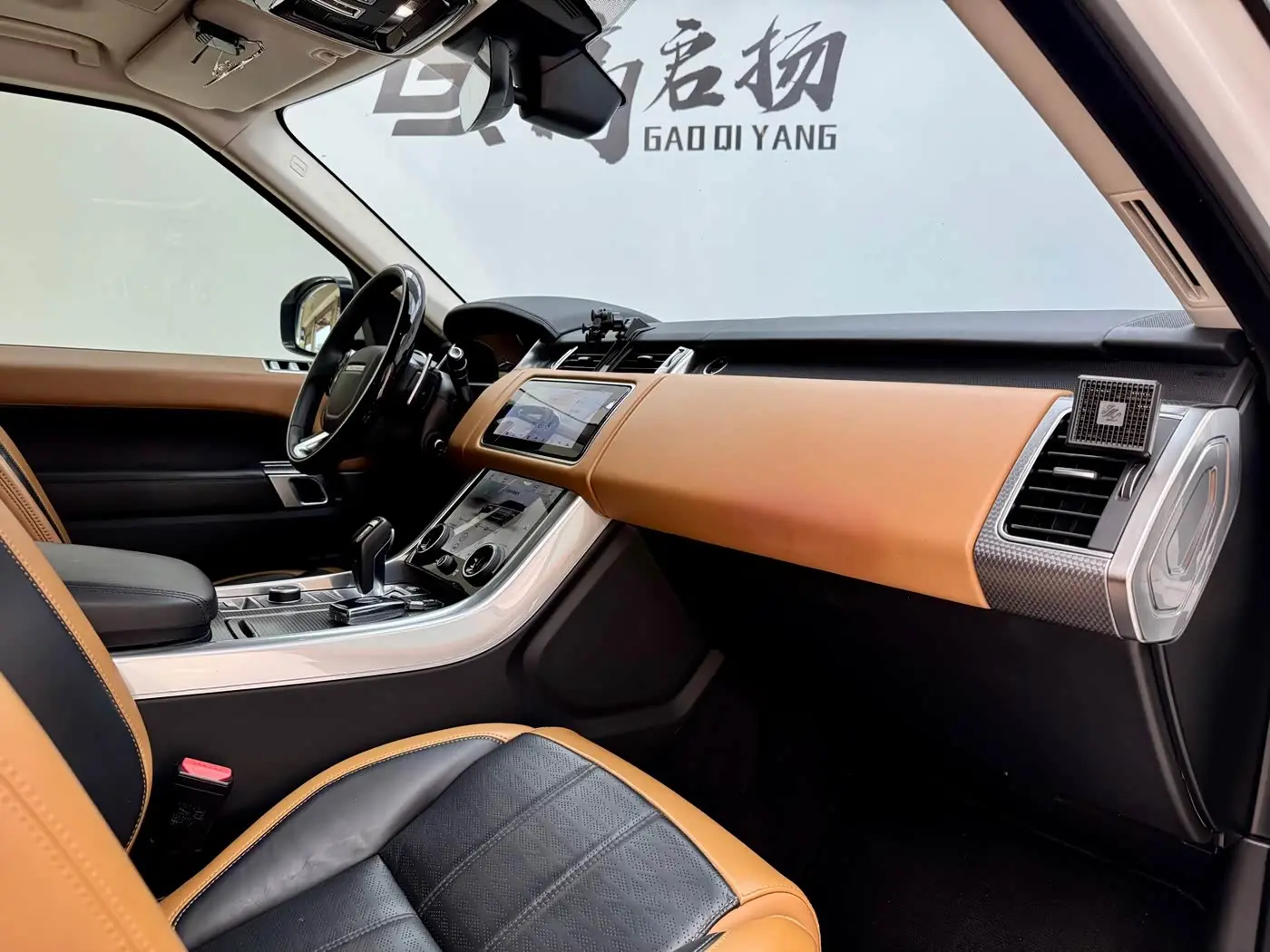 Land Rover Range Rover Sport 2020 — Photo 17/20