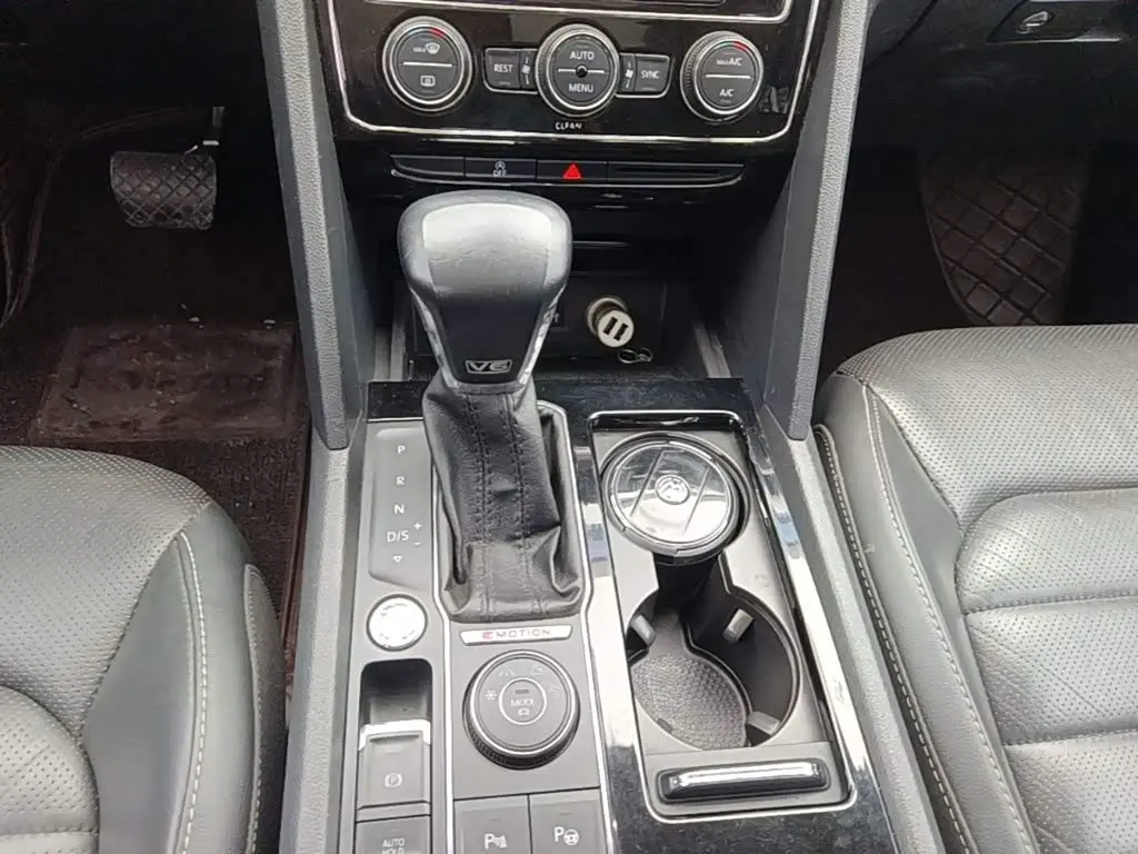Volkswagen Teramont 2018 — Фото 14/20