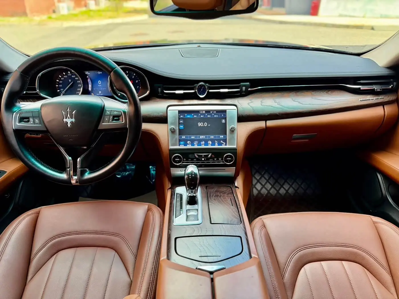Maserati Quattroporte 2015 — Şəkil 16/20