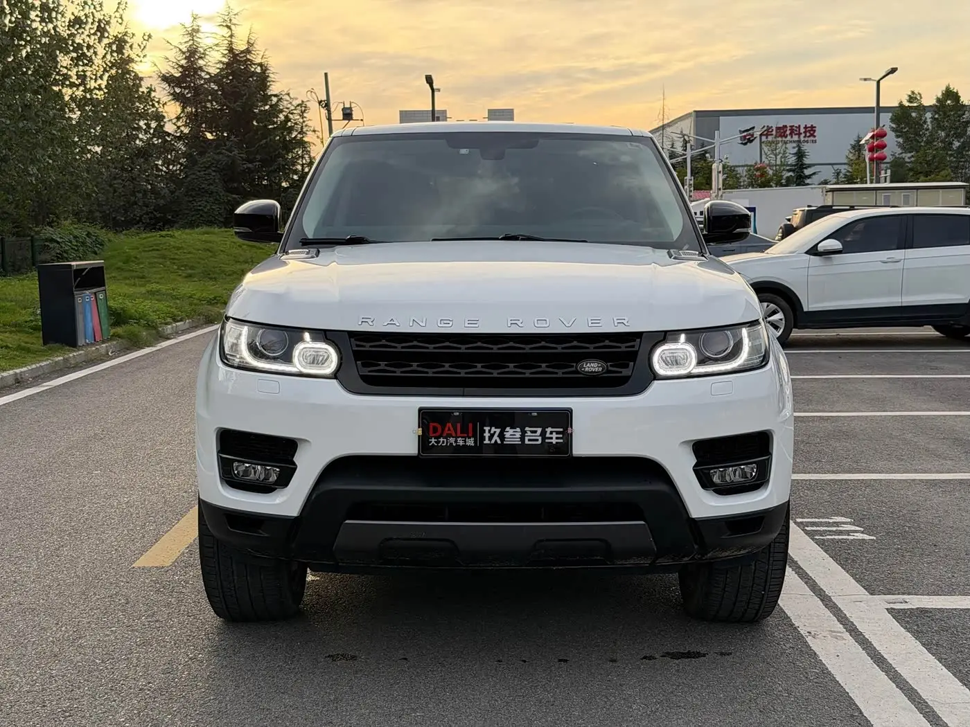 Land Rover Range Rover Sport 2015 — Photo 2/20