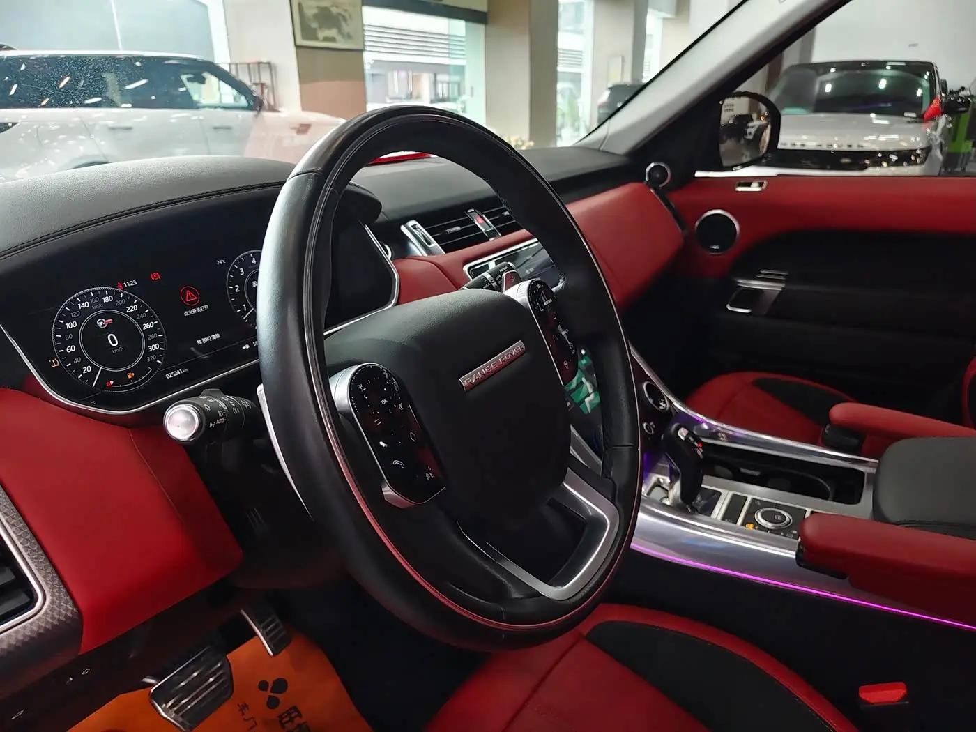 Land Rover Range Rover Sport 2022 — Photo 8/20