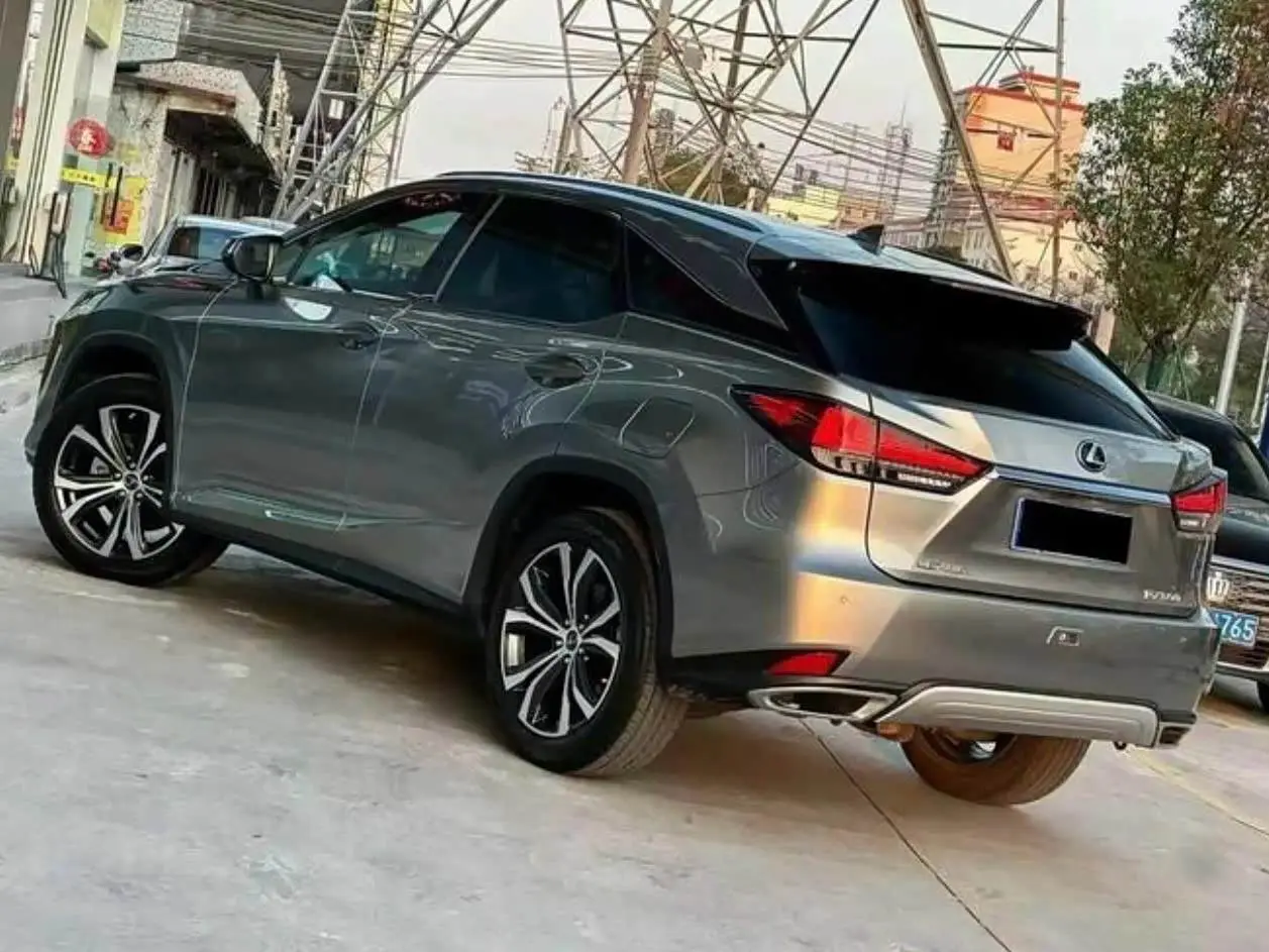 Lexus RX 2021 — Фото 3/6