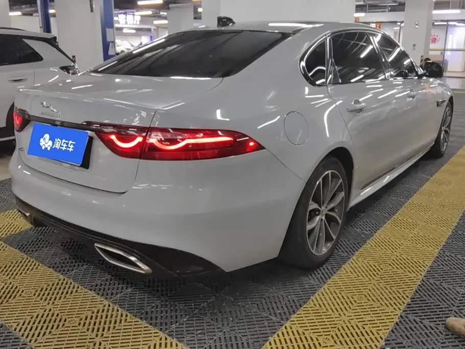 Jaguar XFL 2021 — ფოტო 3/16