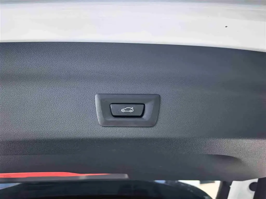 BMW X1 2023 — Photo 10/13
