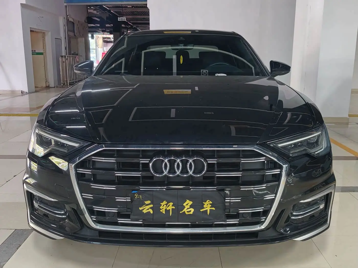Audi A6L 2023 — Photo 2/9