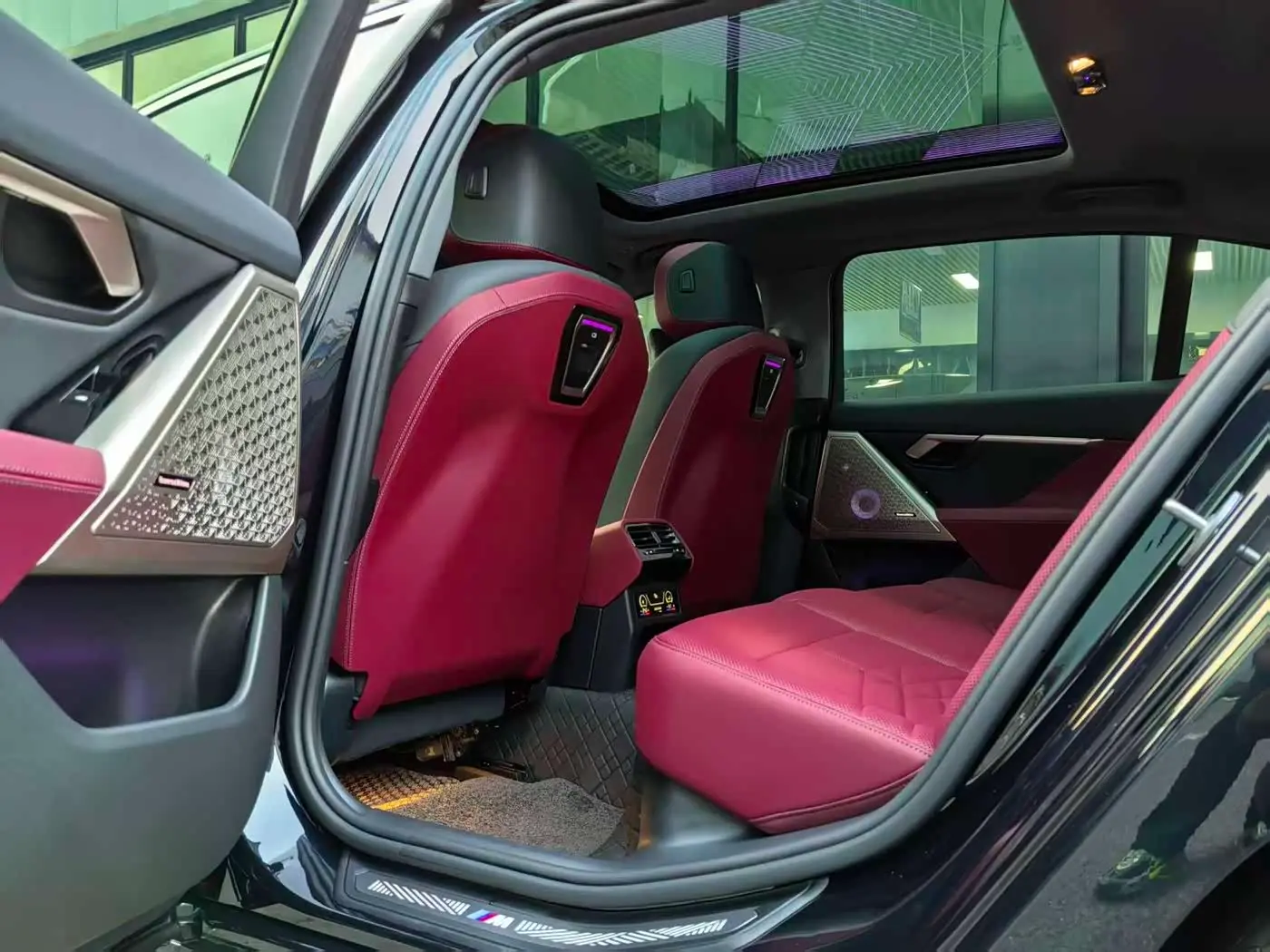 BMW 5 Series 2025 — Photo 6/20