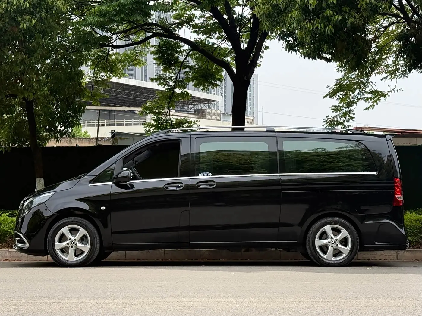 Mercedes-Benz Vito 2021 — ფოტო 5/20
