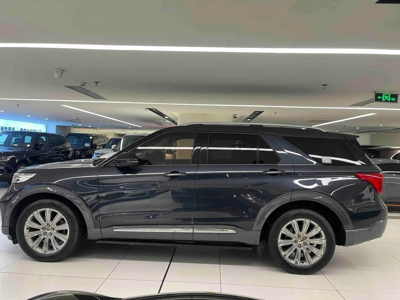 Ford Explorer 2020 — Photo 4/17