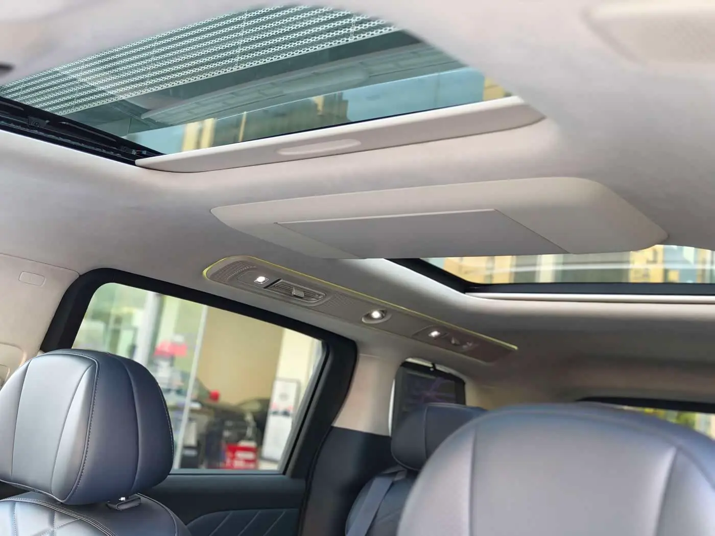 Voyah Auto Voyah Dreamer 2025 — Photo 11/20