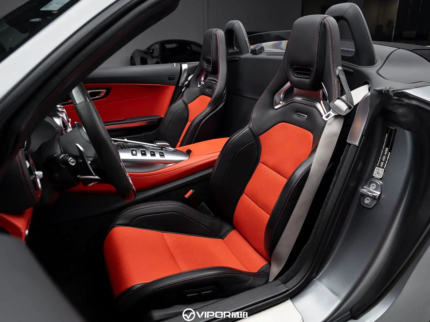 Mercedes-Benz AMG GT 2020 — Фото 6/16