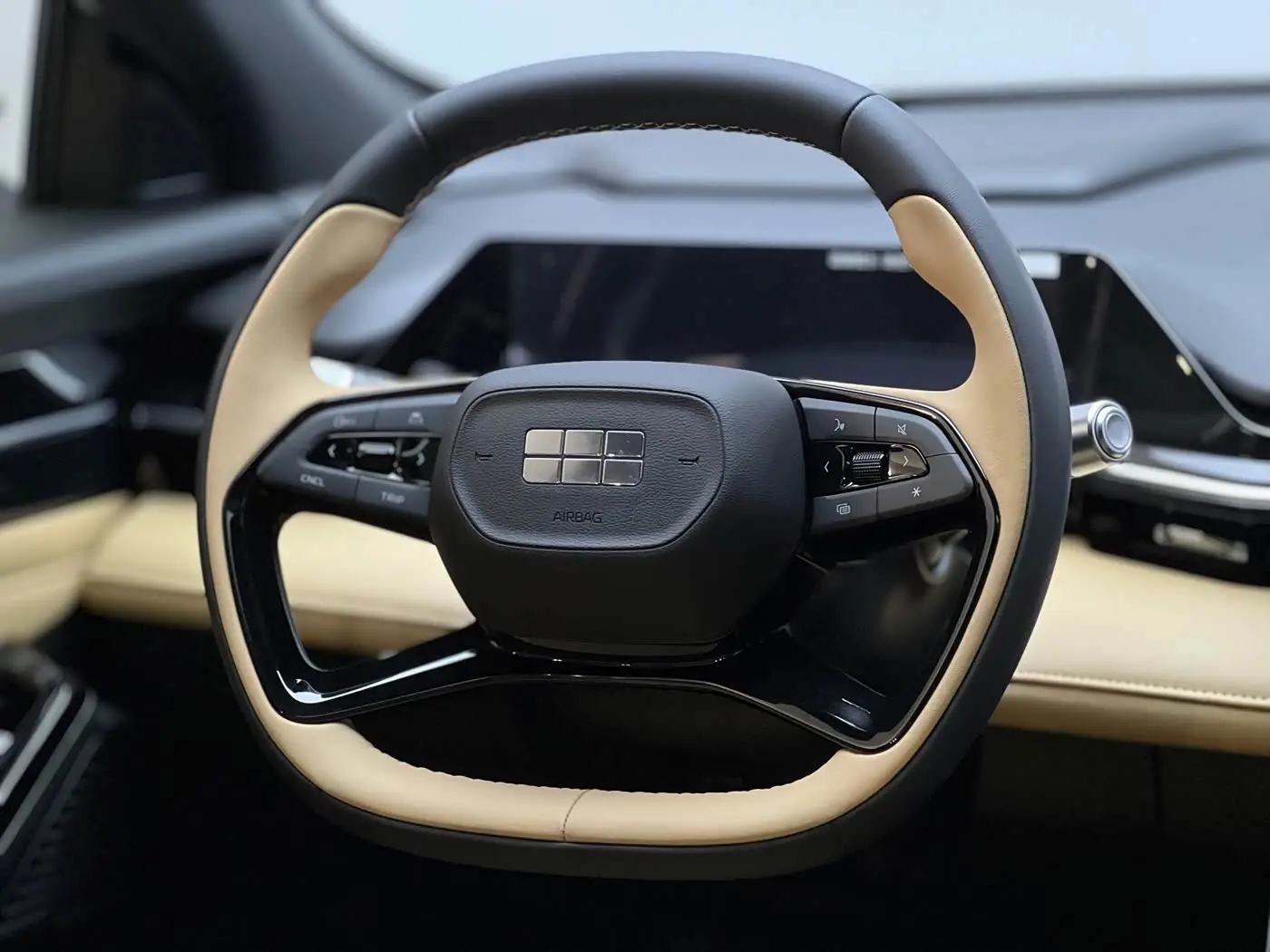 Geely Galaxy Galaxy L6 2024 — Фото 7/20
