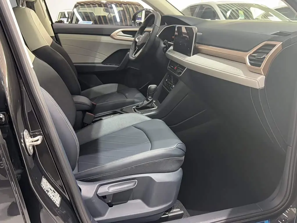 Volkswagen Tharu 2025 — Photo 3/20