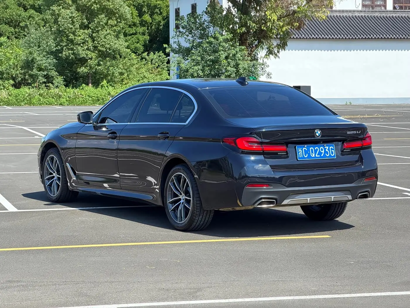BMW 5 Series 2021 — Фото 10/12