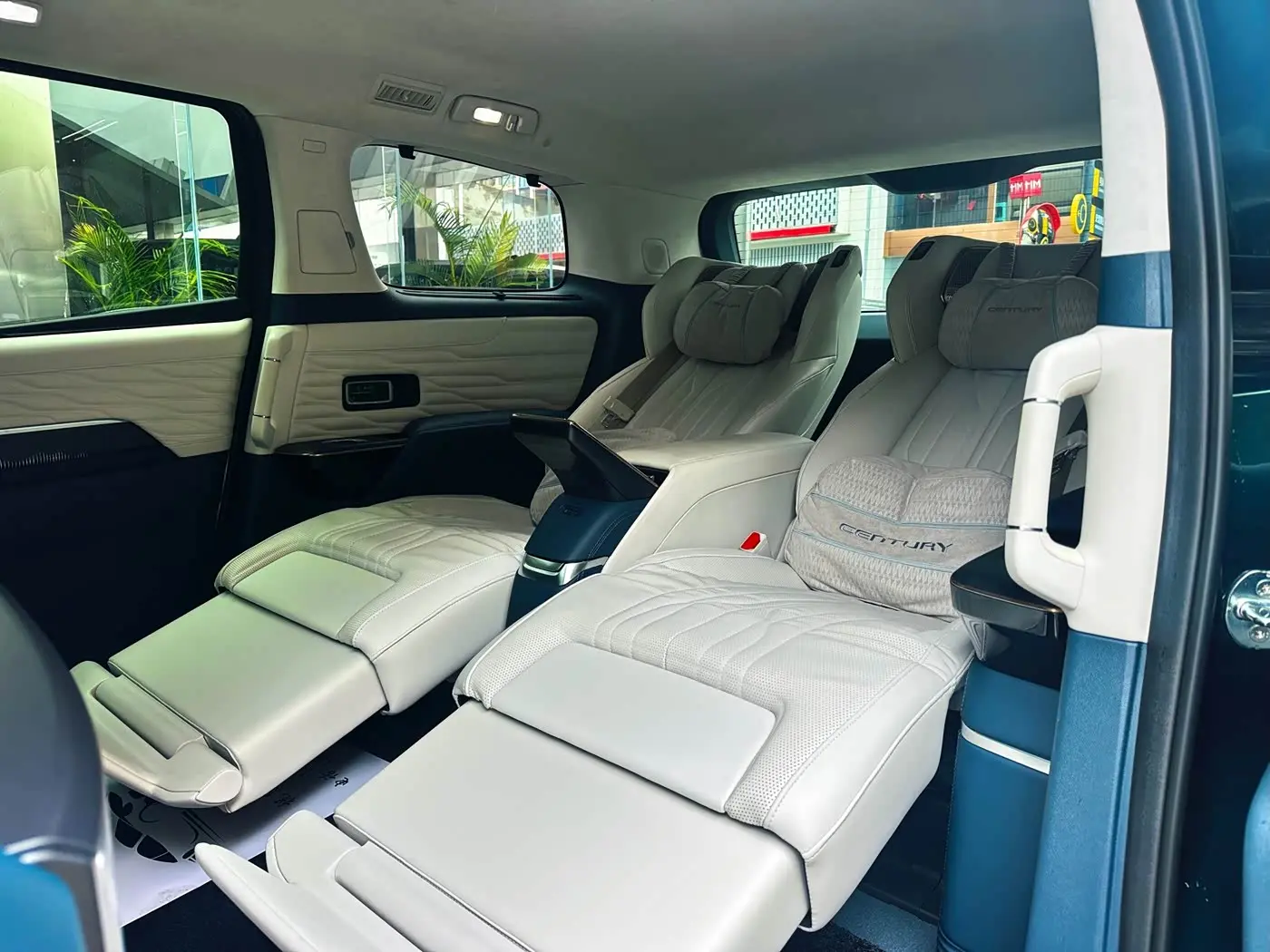 Buick Century 2023 — Photo 7/17