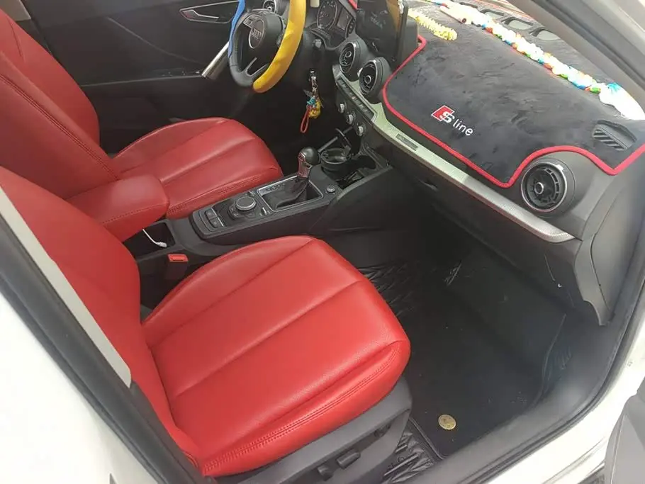 Audi Q2L 2021 — Photo 8/16