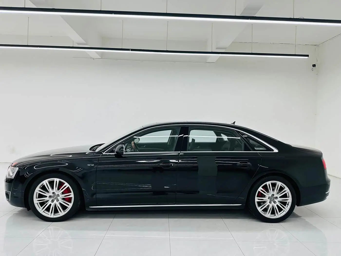 Audi A8 2013 — Şəkil 4/20