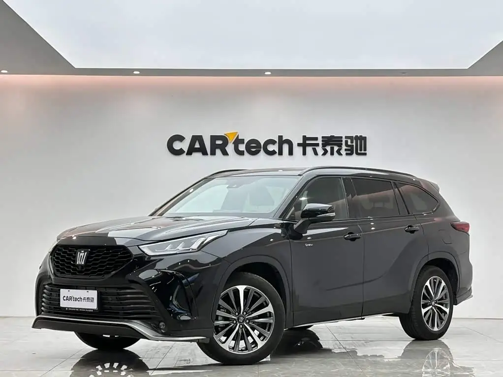 Toyota Crown Kluger, 2024