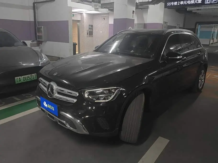 Mercedes-Benz GLC 2019 — Фото 1/16