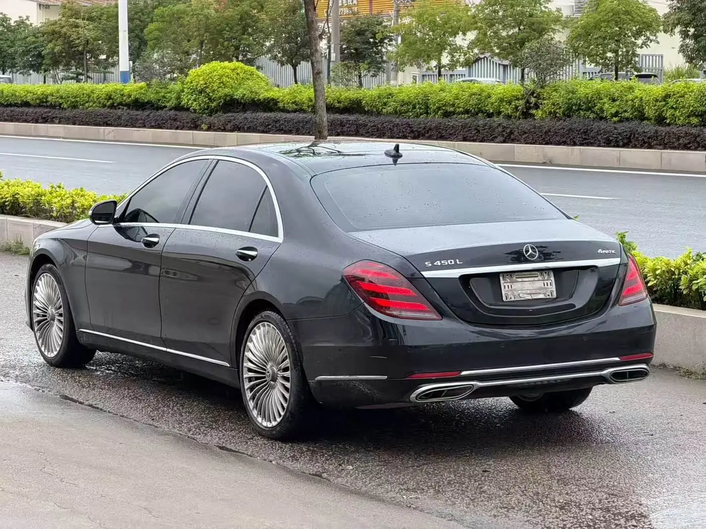 Mercedes-Benz S-Class 2015 — Photo 6/6