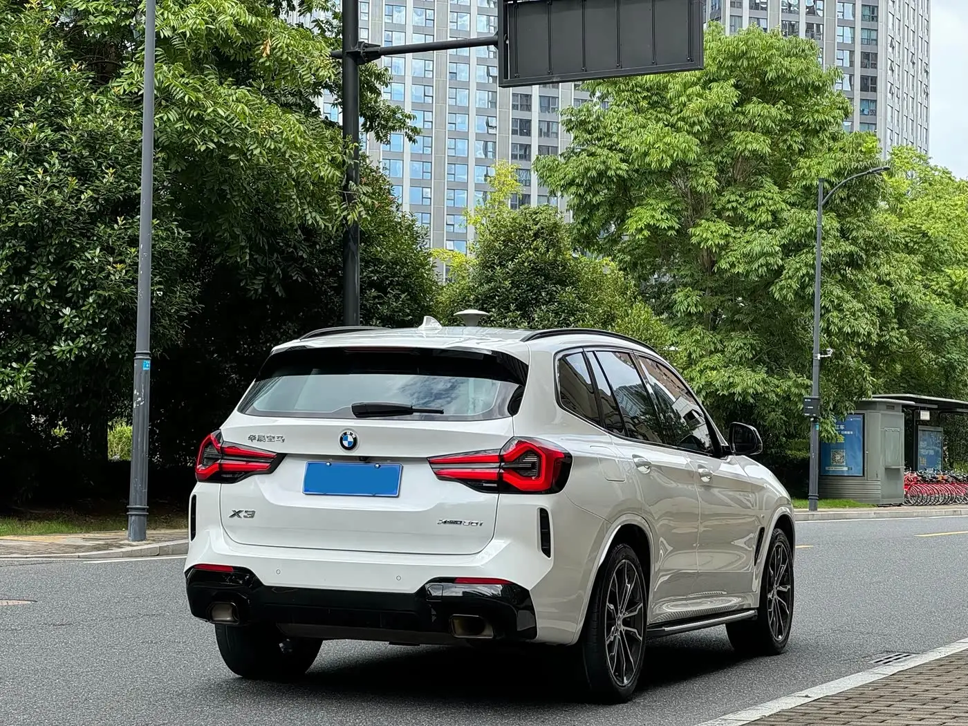 BMW X3 2022 — Фото 4/20