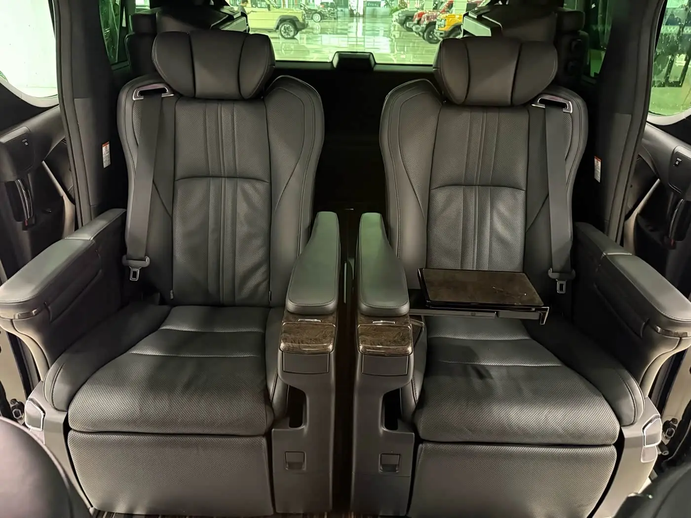 Toyota Alphard 2020 — Фото 15/20