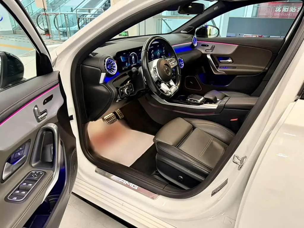 Mercedes-Benz A-Class AMG 2022 — Фото 10/14