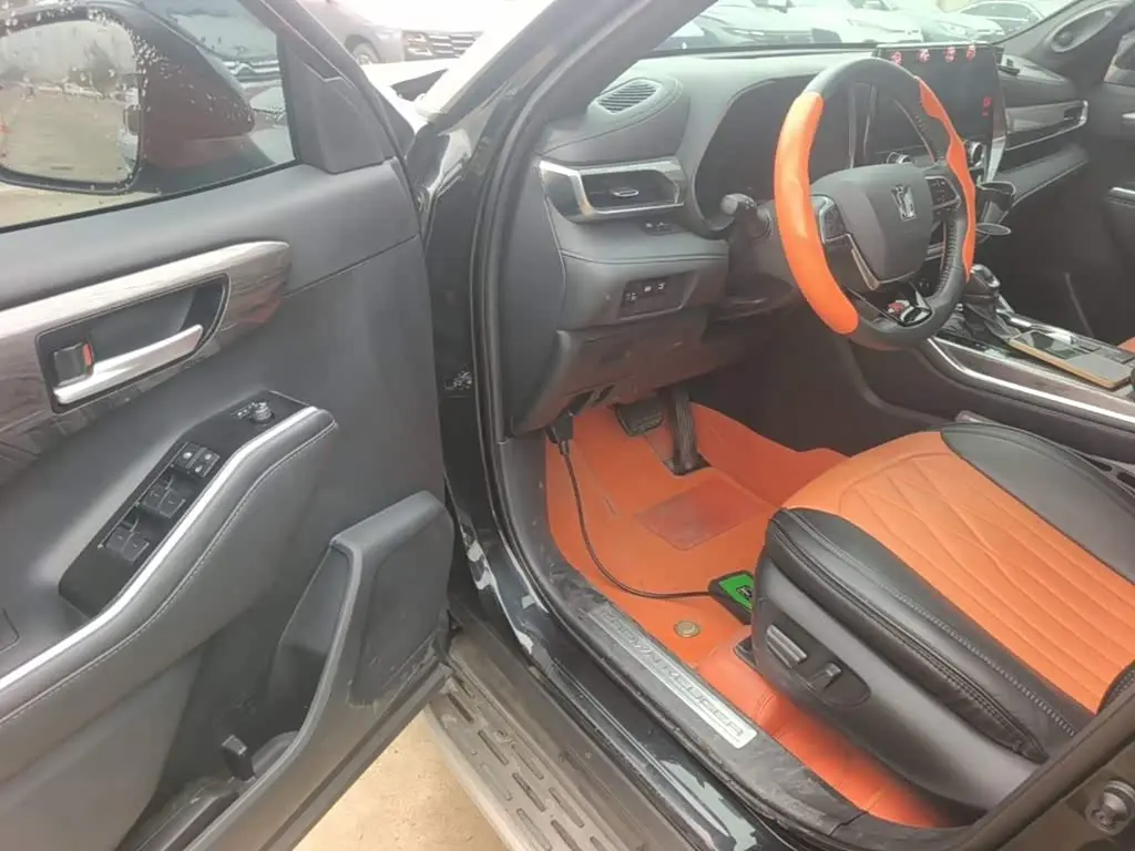 Toyota Crown Kluger 2024 — Photo 12/20