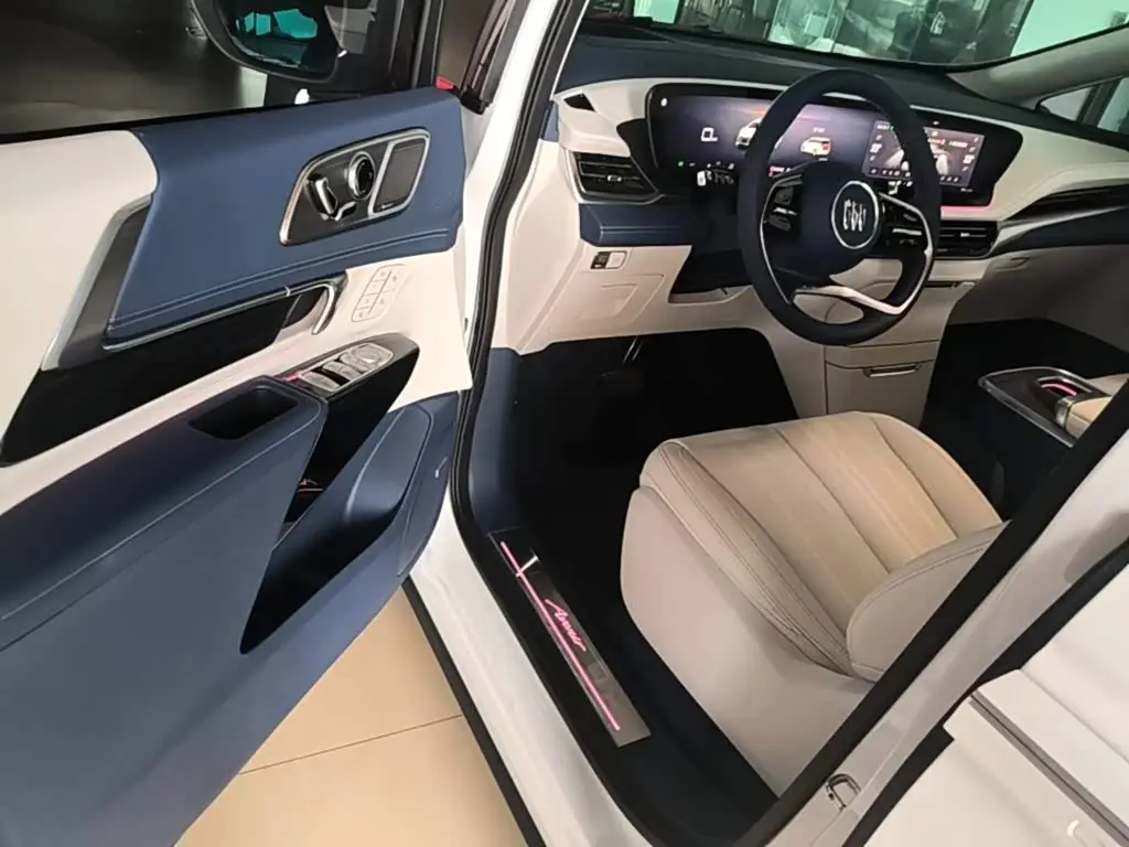 Buick Century 2024 — Photo 16/20