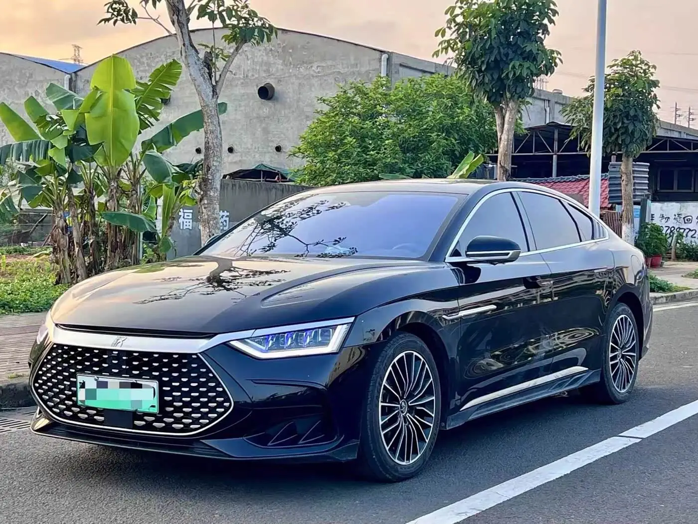 BYD Han, 2023