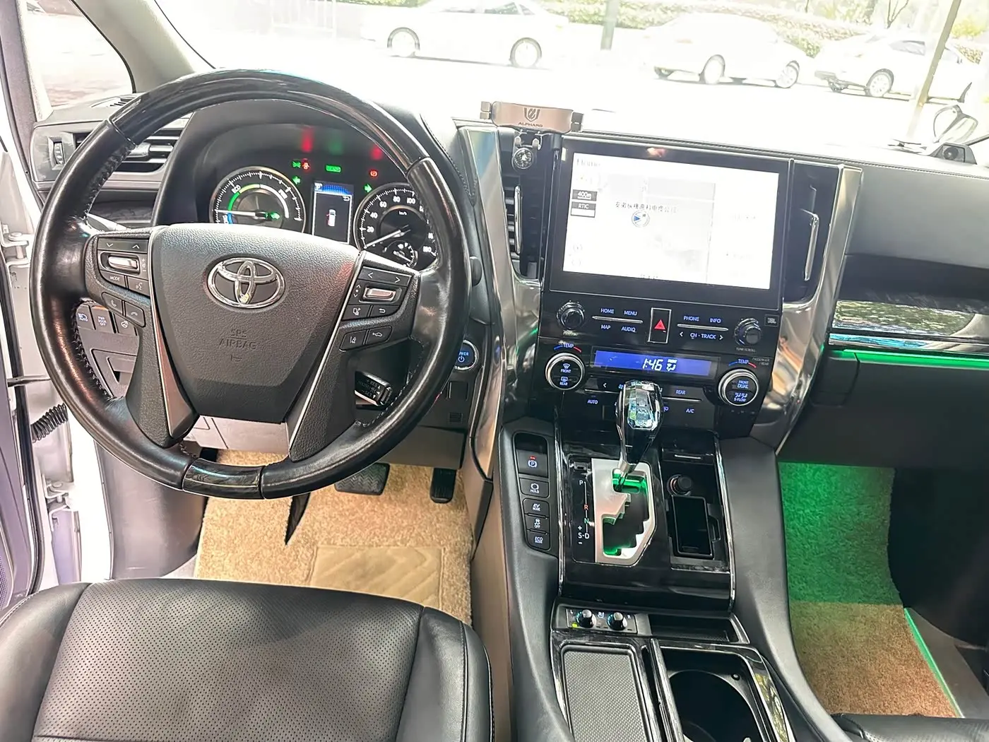 Toyota Vellfire 2021 — Photo 14/14