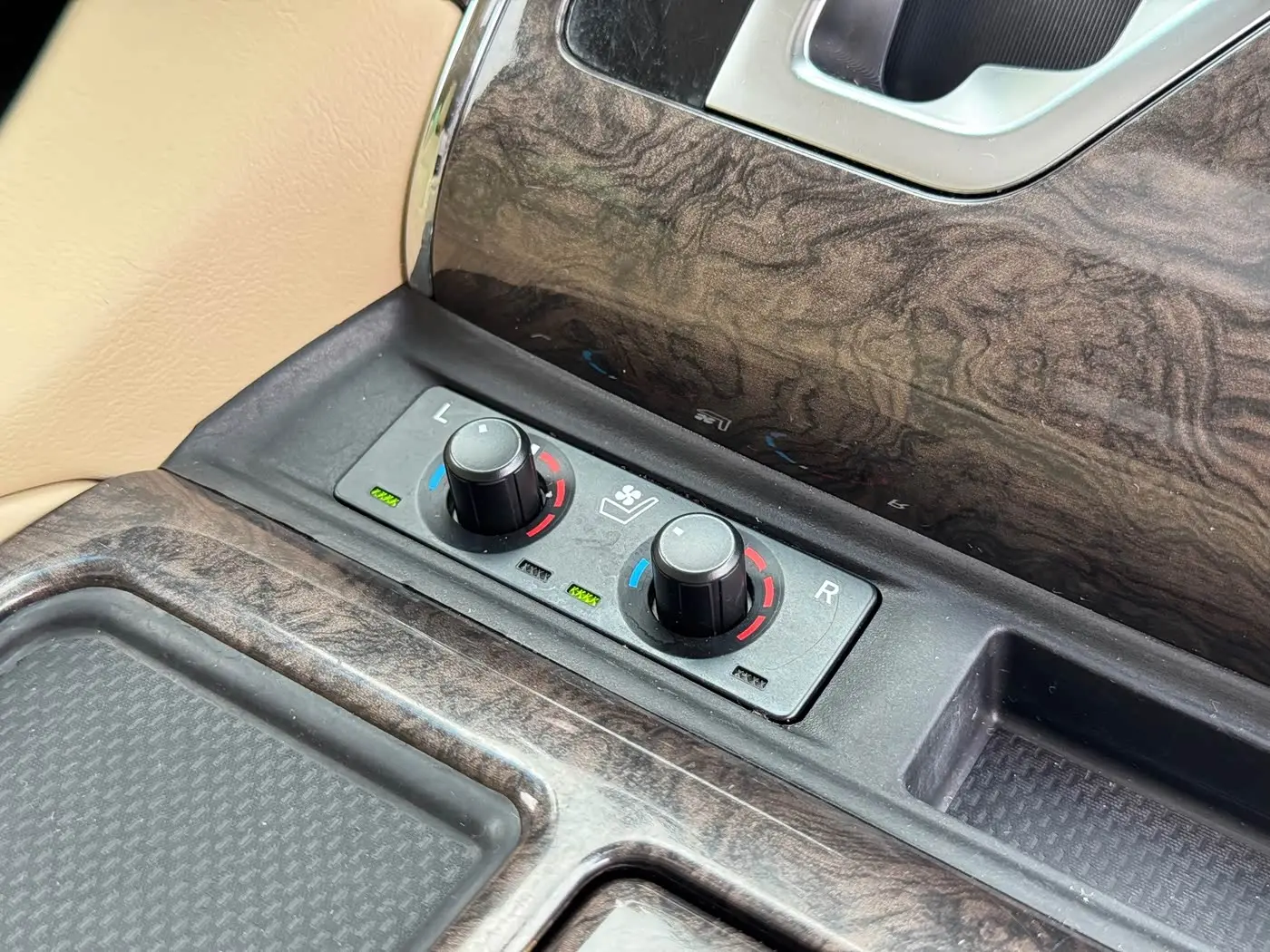 Toyota Alphard 2020 — Фото 14/18