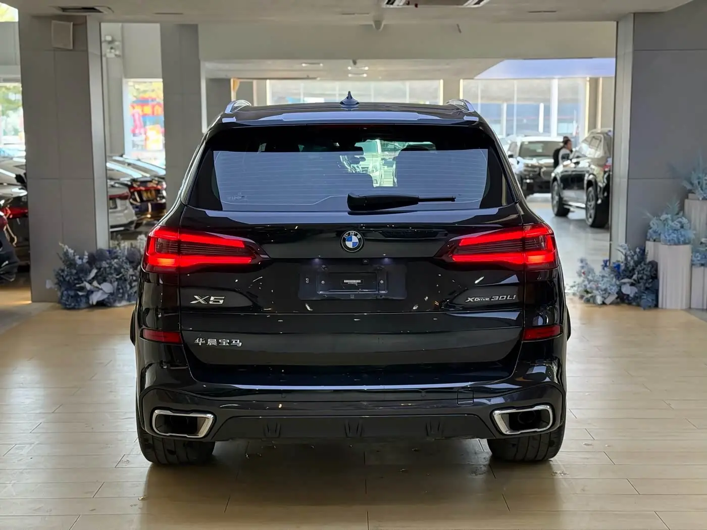BMW X5 2022 — Фото 14/15