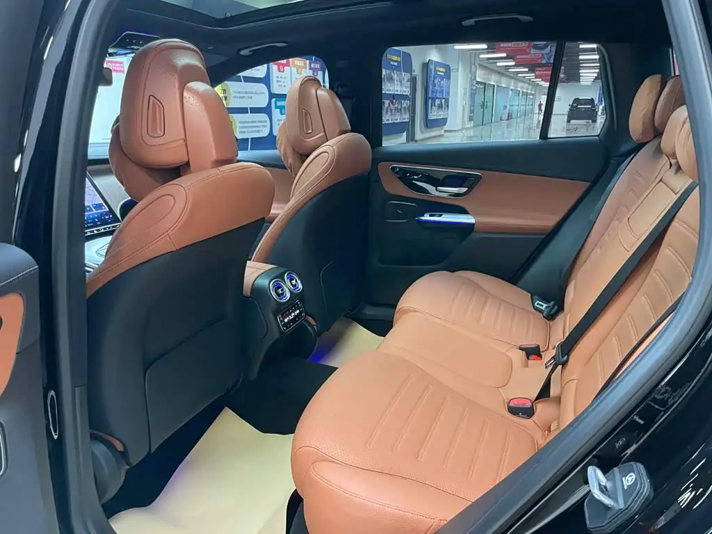 Mercedes-Benz GLC 2024 — Photo 11/20
